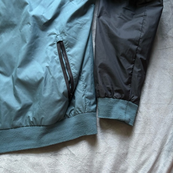 Nike Jacket - Picture 2 of 9